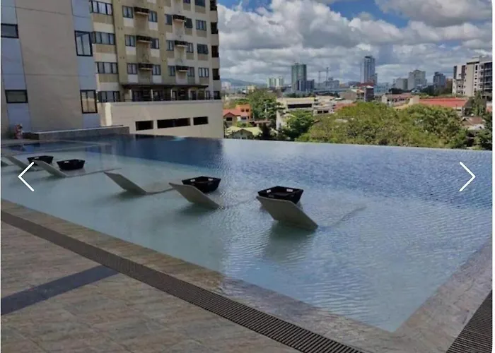 Persimmoncondomabolocebucity * Cebu